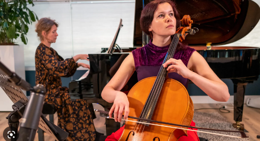 maya fridman & Marion von Tilzer